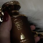 عطر ادکلن خَشَب العود بیت البخور - Khashab Al Oud Bait Al Bakhoor - بررسی، قیمت و خرید