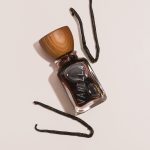 عطر ادکلن ونیلّا ایز مای لاو لنگویج آروماس د سالازار - Vanilla is My Love Language Aromas de Salazar - بررسی، قیمت و خرید