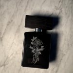 عطر ادکلن آکراسی بوفورت لندن - Acrasia BeauFort London - بررسی، قیمت و خرید