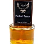 عطر ادکلن پچولی پشِن چارم اسنسیا - Patchouli Passion Charme Essência - بررسی، قیمت و خرید