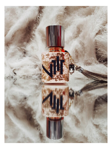 عطر ادکلن چوئت ویرژ نومبر هشت شوت ویِرج پارفومه - Chouette Vierge No. 8 Chouette Vierge Parfumée - بررسی، قیمت و خرید