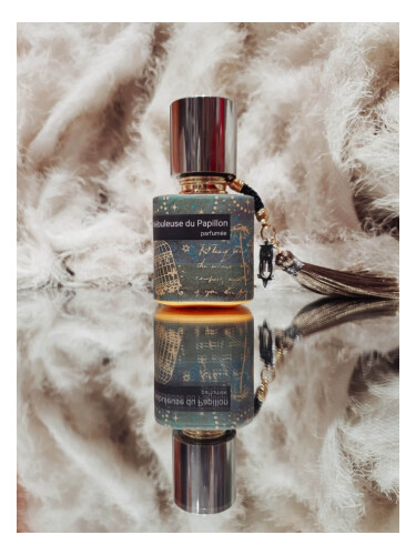 عطر ادکلن نبوله دو پاپیون شوت ویرج پرفیومه - Nébuleuse du Papillon Chouette Vierge Parfumée - بررسی، قیمت و خرید