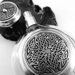 عطر ادکلن دلیکِیت بودیسیا د ویکتوریوس - Delicate Boadicea the Victorious - بررسی، قیمت و خرید