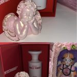 عطر ادکلن اِنجِلز پاوْدِر بورن تو استند آوت - Angels' Powder BORNTOSTANDOUT® - بررسی، قیمت و خرید