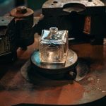 عطر ادکلن کریستال اند گلد من آمواج - Cristal & Gold Man Amouage - بررسی، قیمت و خرید