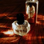 عطر ادکلن اِتین آینگر پور فم اِتین آیگنر - Etienne Aigner Pour Femme Etienne Aigner - بررسی، قیمت و خرید