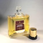 عطر ادکلن اَبی رُژ اُ دو توآلت گرلن - Habit Rouge Eau de Toilette Guerlain - بررسی، قیمت و خرید