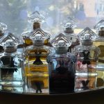 عطر ادکلن لا پتی روب نویر او دو پرفیوم کالکتور ادیشن گرلن - La Petite Robe Noire Eau de Parfum Collector Edition Guerlain - بررسی، قیمت و خرید